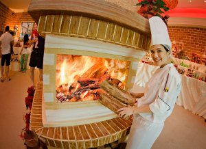 151065_10151119356840796_889938621_n