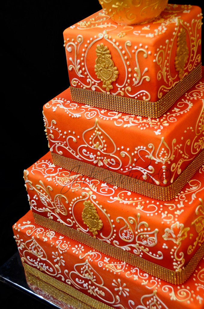 MEHNDI WEDDING CAKE